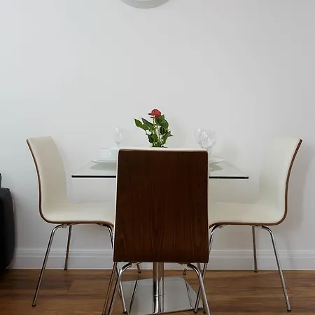 Apartment Select Service Leeds (West Yorkshire)